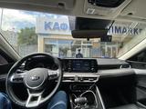 Kia K5 2021 года за 9 300 000 тг. в Алматы – фото 4