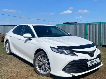 Toyota Camry 2020 года за 13 500 000 тг. в Караганда – фото 4