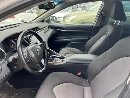 Toyota Camry 2019 года за 10 113 300 тг. в Астана – фото 8