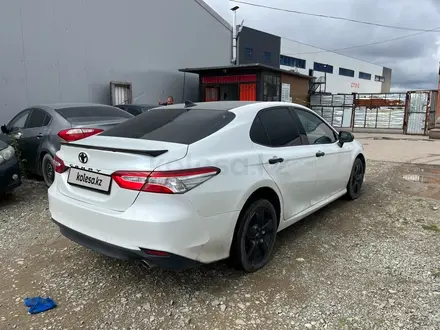 Toyota Camry 2019 года за 10 113 300 тг. в Астана – фото 5