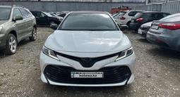 Toyota Camry 2019 года за 10 113 300 тг. в Астана