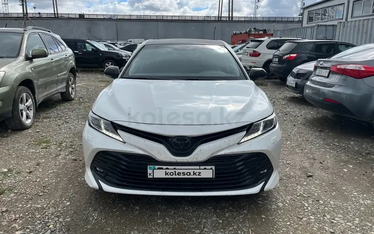 Toyota Camry 2019 года за 10 113 300 тг. в Астана