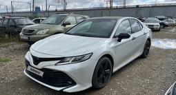 Toyota Camry 2019 года за 10 113 300 тг. в Астана – фото 3