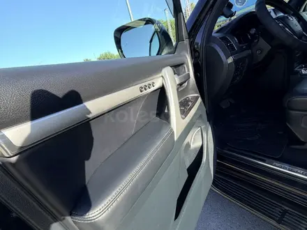 Toyota Land Cruiser 2020 года за 41 900 000 тг. в Алматы – фото 13
