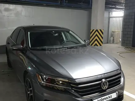 Volkswagen Passat 2020 года за 10 500 000 тг. в Алматы – фото 4