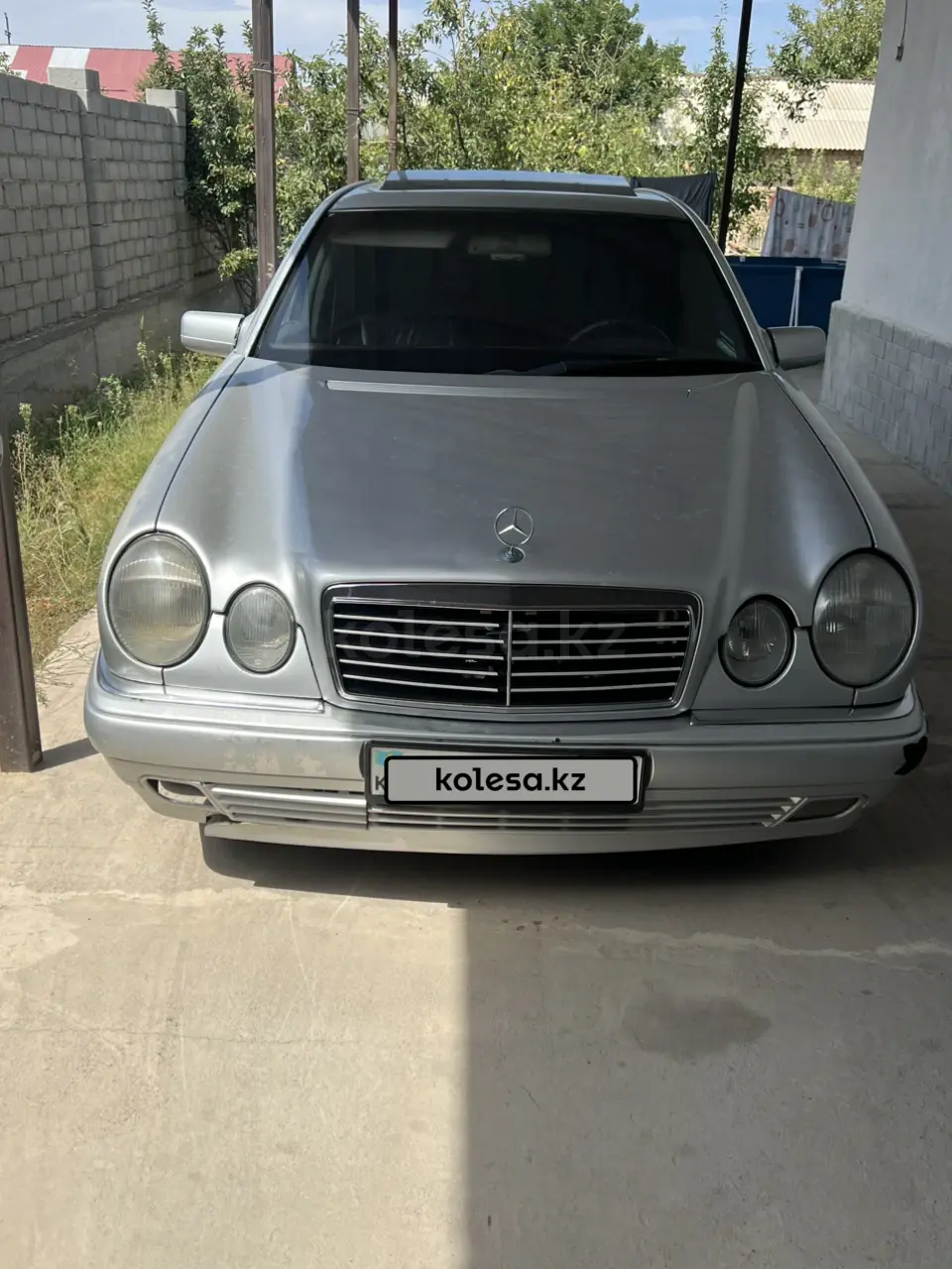 Mercedes-Benz E-Class, 1995
