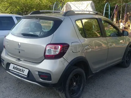 Renault Sandero Stepway 2015 года за 4 000 000 тг. в Актобе – фото 5