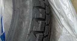 4 зимние покрышки почти новые за 100 000 тг. в Алматы – фото 2
