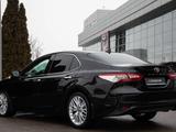 Toyota Camry 2018 годаүшін14 990 000 тг. в Алматы – фото 3