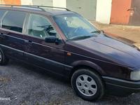 Volkswagen Passat 1993 годаүшін1 270 000 тг. в Караганда