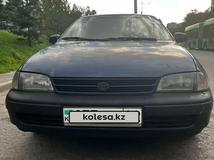 Toyota Carina E 1995 года за 1 500 000 тг. в Алматы – фото 9