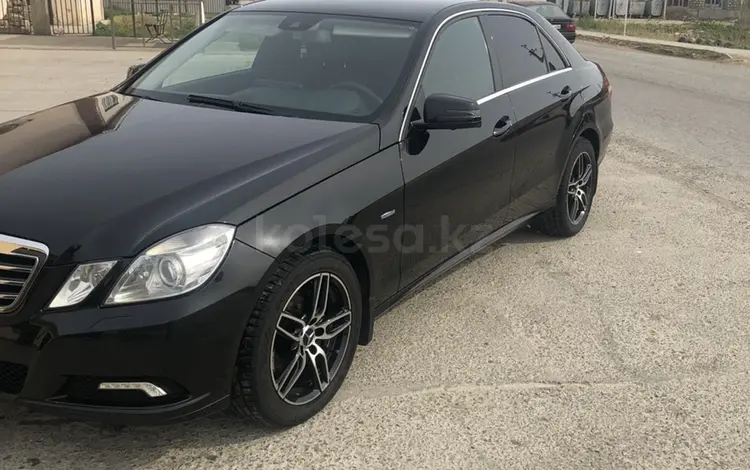 Mercedes-Benz E 200 2010 года за 8 000 000 тг. в Атырау