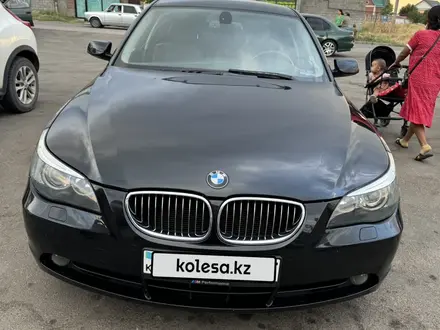 BMW 525 2006 года за 8 300 000 тг. в Алматы – фото 17