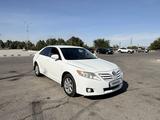 Toyota Camry 2010 года за 7 500 000 тг. в Тараз – фото 2
