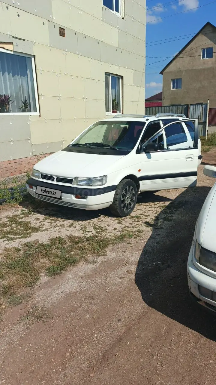 Mitsubishi Space Wagon, 1994