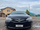 Toyota Camry 2015 года за 5 800 000 тг. в Актобе