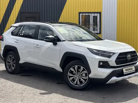 Toyota RAV4 2022 года за 16 300 000 тг. в Караганда – фото 3