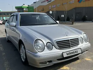 Mercedes-Benz E 270