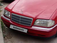 Mercedes-Benz C 200 1995 года за 2 300 000 тг. в Алматы