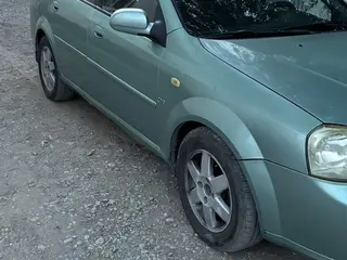 Daewoo Lacetti, 2004