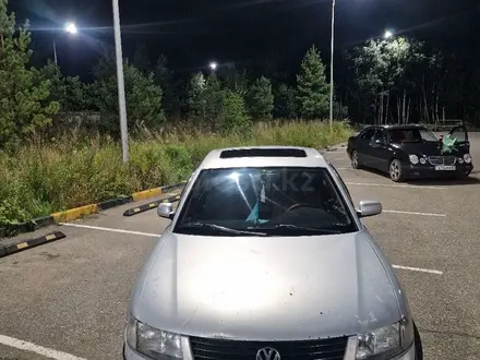 Volkswagen Passat 1998 года за 1 700 000 тг. в Астана – фото 7