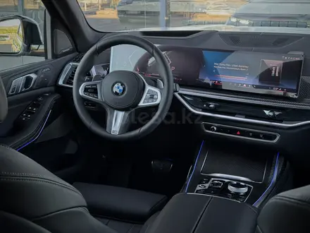 BMW X7 XDrive 40i 2026 года за 99 659 000 тг. в Усть-Каменогорск – фото 17