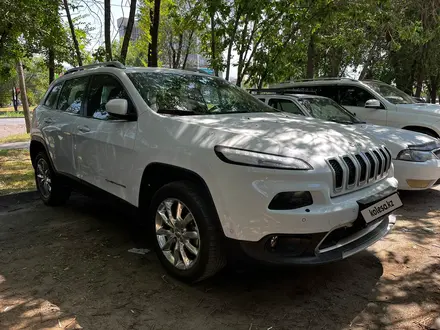 Jeep Cherokee 2014 года за 9 270 000 тг. в Алматы – фото 2