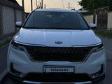 Kia Carnival 2021 года за 16 200 000 тг. в Шымкент