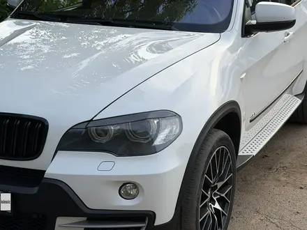 BMW X5 2007 года за 10 000 000 тг. в Астана – фото 2