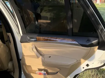 BMW X5 2007 года за 10 000 000 тг. в Астана – фото 16