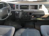 Toyota Hiace 2012 года за 14 300 000 тг. в Атырау – фото 2