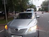 Toyota Camry 2007 года за 6 600 000 тг. в Тараз – фото 2