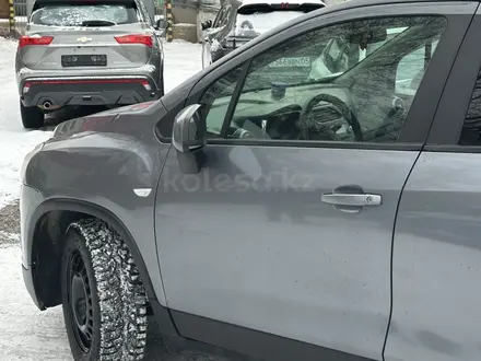 Chevrolet Tracker 2013 года за 4 350 000 тг. в Актобе – фото 2