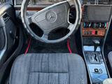 Mercedes-Benz E 200 1995 года за 1 750 000 тг. в Костанай – фото 4