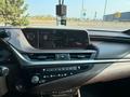 Lexus ES 250 2021 года за 19 000 000 тг. в Алматы – фото 14