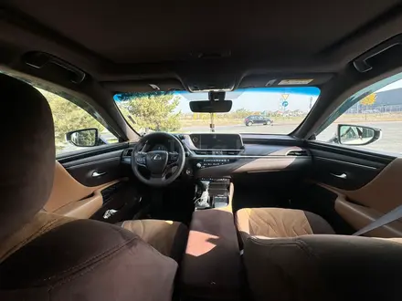 Lexus ES 250 2021 года за 19 000 000 тг. в Алматы – фото 7