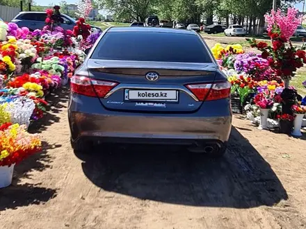 Toyota Camry 2015 года за 9 000 000 тг. в Павлодар – фото 15