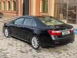 Toyota Camry 2013 года за 10 300 000 тг. в Темиртау – фото 3