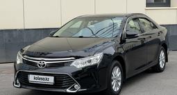 Toyota Camry 2015 года за 9 800 000 тг. в Астана