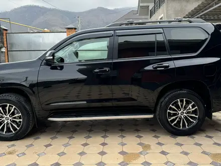 Toyota Land Cruiser Prado 2019 года за 28 000 000 тг. в Алматы – фото 7