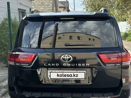 Toyota Land Cruiser 2023 года за 52 000 000 тг. в Атырау – фото 7