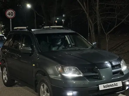 Mitsubishi Outlander 2004 года за 3 960 000 тг. в Алматы – фото 2
