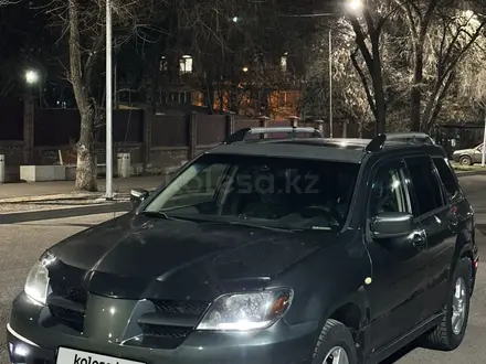 Mitsubishi Outlander 2004 года за 3 960 000 тг. в Алматы – фото 3