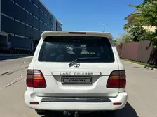 Toyota Land Cruiser, 2001