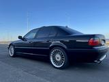 BMW 735 2001 годаүшін5 500 000 тг. в Актау