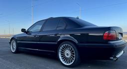 BMW 735 2001 годаүшін5 500 000 тг. в Актау