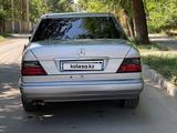 Mercedes-Benz E 320 1994 годаүшін2 300 000 тг. в Алматы – фото 2