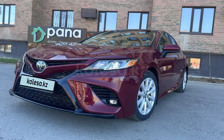 Toyota Camry 2019 года за 12 000 000 тг. в Актобе