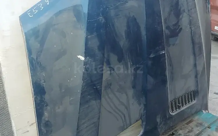 Е53 х5 Капот за 60 000 тг. в Шымкент
