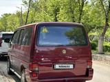 Volkswagen Multivan 1997 годаүшін5 600 000 тг. в Рудный – фото 4